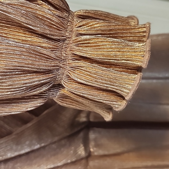 Chenault  metallic RoseGold color blouse   size large - Picture 7 of 7